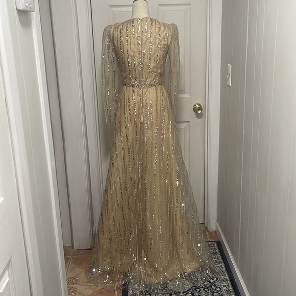 Mac Duggal Evening dress Size 4 - Picture 6 of 10